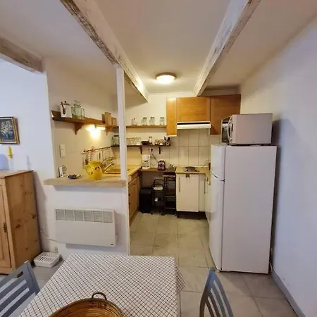 Charmante Maison De Village Nyaraló *